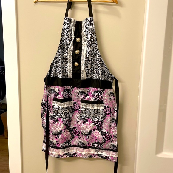 Victorian-inspired lacy apron👩🍳 - Picture 1 of 2